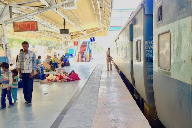 インドの列車アレコレ完全マニュアル！列車アプリ活用編
